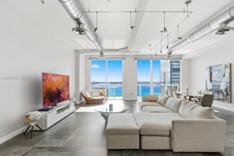 Condo in Miami, Florida, 3 bedrooms  № 2154014 - photo 25