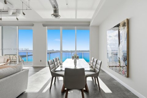 Condo in Miami, Florida, 3 bedrooms  № 2154014 - photo 23