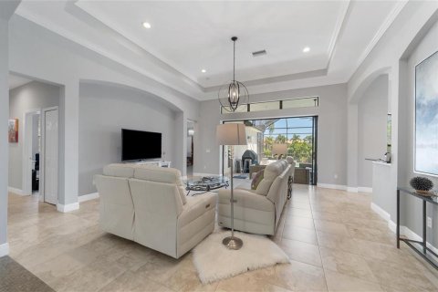 House in Lakewood Ranch, Florida 3 bedrooms, 215.63 sq.m. № 2108317 - photo 9