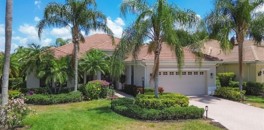 House in Lakewood Ranch, Florida 3 bedrooms, 215.63 sq.m. № 2108317