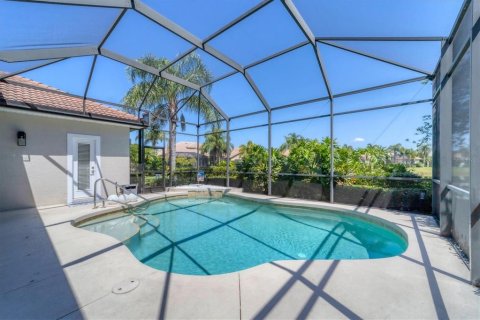 House in Lakewood Ranch, Florida 3 bedrooms, 215.63 sq.m. № 2108317 - photo 30