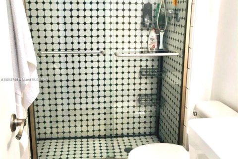 Copropriété à louer à Miami, Floride: 1 chambre, 79.99 m2 № 1961711 - photo 16