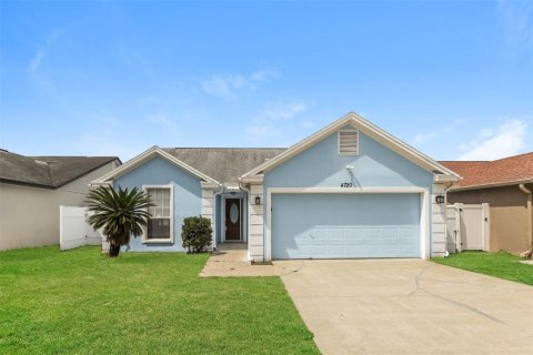 Casa en Tampa, Florida 4 dormitorios, 129.04 m2 № 2115448