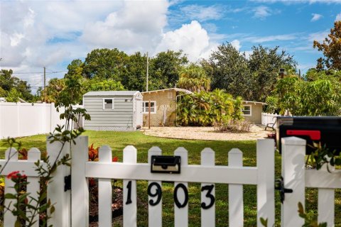 Villa ou maison à Saint Petersburg, Floride 3 chambres, 100.43 m2 № 2372946