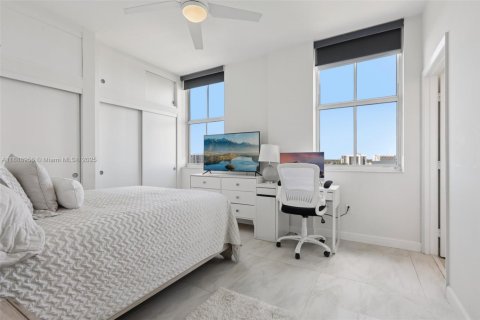 Condominio en venta en Aventura, Florida, 2 dormitorios, 153.29 m2 № 1944839 - foto 25