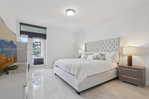 Condominio en venta en Aventura, Florida, 2 dormitorios, 153.29 m2 № 1944839 - foto 14