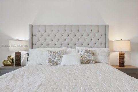 Condominio en venta en Aventura, Florida, 2 dormitorios, 153.29 m2 № 1944839 - foto 17