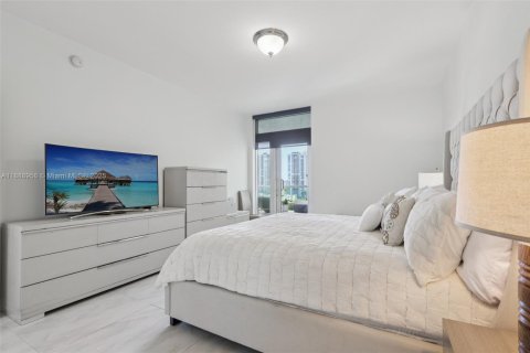 Condominio en venta en Aventura, Florida, 2 dormitorios, 153.29 m2 № 1944839 - foto 15