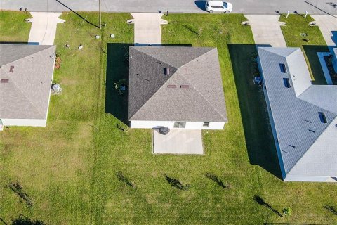 House in Palm Coast, Florida 4 bedrooms, 167.78 sq.m. № 1637773 - photo 10