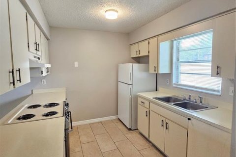 Apartamento en alquiler en Lakeland, Florida, 3 dormitorios, 98.29 m2 № 1913009 - foto 5