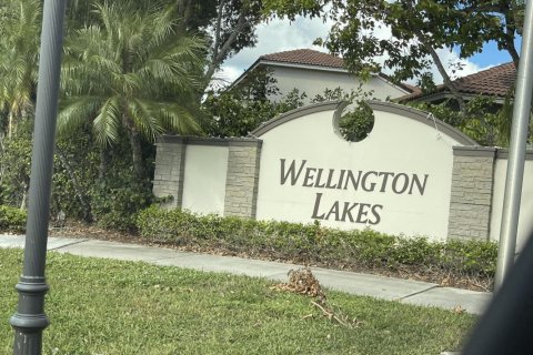 House in Wellington, Florida 3 bedrooms, 112.78 sq.m. № 996289 - photo 1
