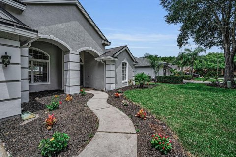 Villa ou maison à vendre à Palm Harbor, Floride: 4 chambres, 278.99 m2 № 2283894 - photo 4