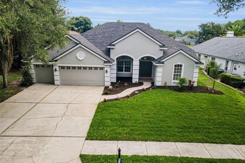 Villa ou maison à vendre à Palm Harbor, Floride: 4 chambres, 278.99 m2 № 2283894 - photo 2