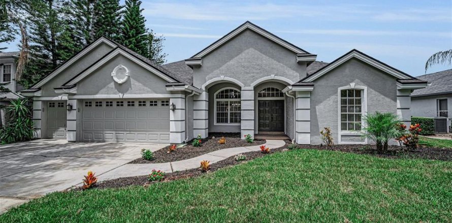 Villa ou maison à Palm Harbor, Floride 4 chambres, 278.99 m2 № 2283894
