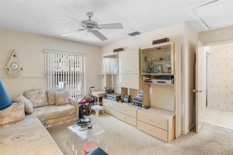 Copropriété à vendre à Coconut Creek, Floride: 2 chambres, 105.91 m2 № 2185937 - photo 14
