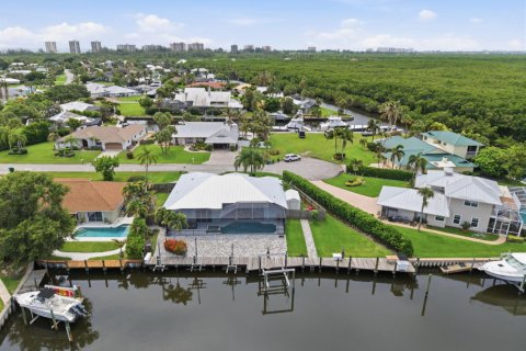 Villa ou maison à Hutchinson Island South, Floride 3 chambres, 186.45 m2 № 2178066