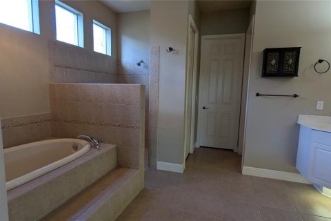 Casa en venta en DeBary, Florida, 4 dormitorios, 258.92 m2 № 2122072 - foto 19