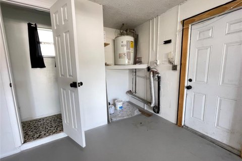 House in New Port Richey, Florida 3 bedrooms, 111.48 sq.m. № 1898778 - photo 29