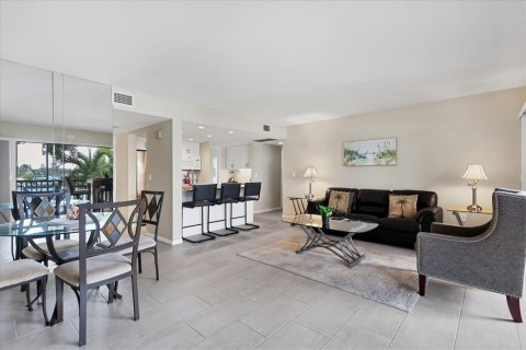 Copropriété à vendre à Sarasota, Floride: 2 chambres, 79.9 m2 № 2317489 - photo 21