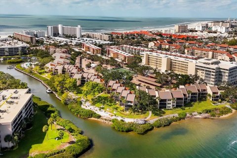 Copropriété à vendre à Sarasota, Floride: 2 chambres, 79.9 m2 № 2317489 - photo 3