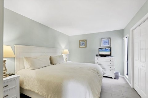 Copropriété à vendre à Sarasota, Floride: 2 chambres, 79.9 m2 № 2317489 - photo 19