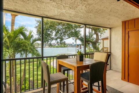 Copropriété à vendre à Sarasota, Floride: 2 chambres, 79.9 m2 № 2317489 - photo 12