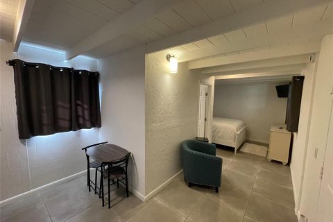 Apartment in Loxahatchee Groves, Florida 2 bedrooms, 437.76 sq.m. № 2254312 - photo 22