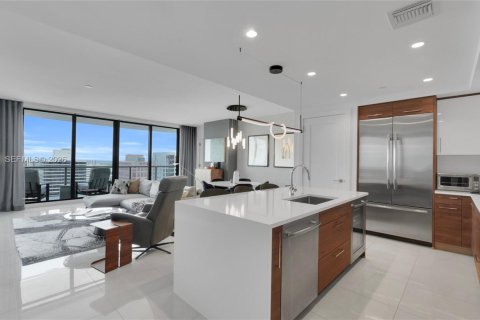 Condominio en venta en Fort Lauderdale, Florida, 3 dormitorios, 130.43 m2 № 2000544 - foto 3