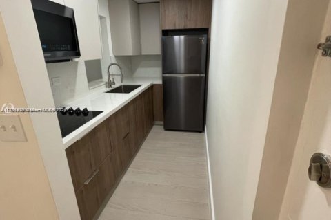 Condominio en venta en Miami, Florida, 1 dormitorio, 58.9 m2 № 1863296 - foto 6