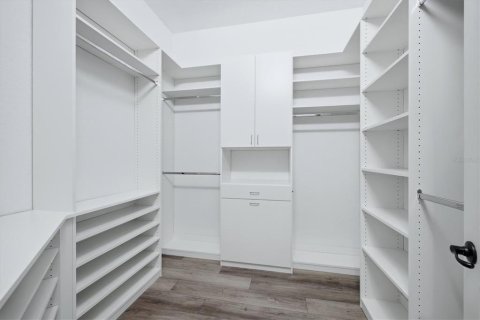 Casa en venta en Venice, Florida, 4 dormitorios, 219.71 m2 № 2227132 - foto 23