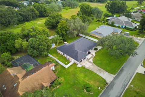 House in Haines City, Florida 4 bedrooms, 266.63 sq.m. № 2426955 - photo 7