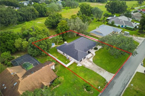 House in Haines City, Florida 4 bedrooms, 266.63 sq.m. № 2426955 - photo 6