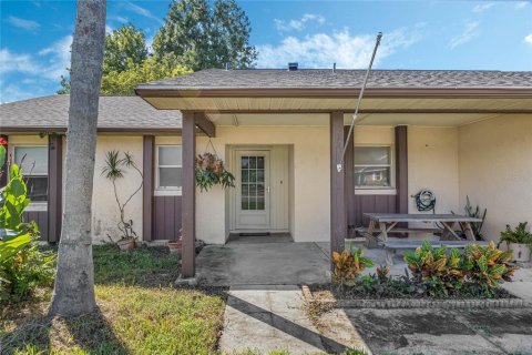 Casa en venta en Orlando, Florida, 2 dormitorios, 100.61 m2 № 1902807 - foto 2