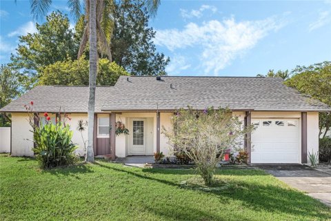 Casa en venta en Orlando, Florida, 2 dormitorios, 100.61 m2 № 1902807 - foto 1