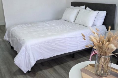 Studio in the Condo in Miami Beach, Florida № 2076437