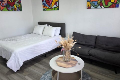 Condo in Miami Beach, Florida № 2076437 - photo 4