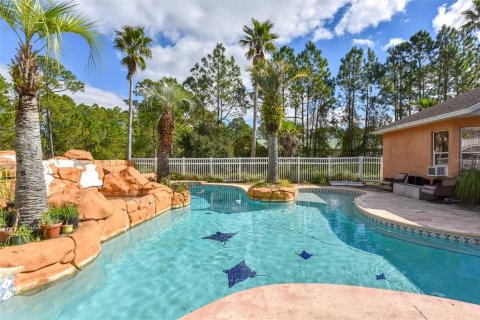 House in Ormond Beach, Florida 3 bedrooms, 246.47 sq.m. № 1916319 - photo 19