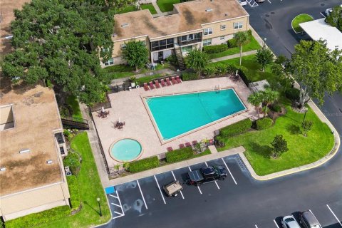 Condo in Winter Park, Florida, 1 bedroom  № 2391366 - photo 30