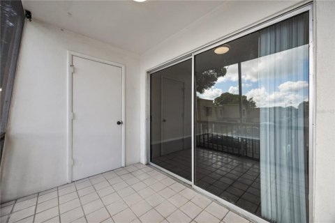 Condo in Winter Park, Florida, 1 bedroom  № 2391366 - photo 20