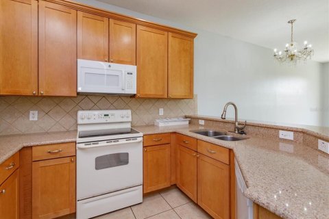 Townhouse in Orlando, Florida 3 bedrooms, 163.14 sq.m. № 1761907 - photo 3