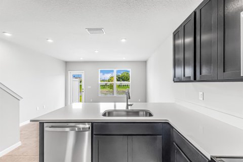 Touwnhouse à louer à St. Lucie, Floride: 3 chambres, 133.78 m2 № 2240865 - photo 8