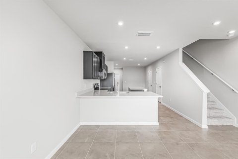 Touwnhouse à louer à St. Lucie, Floride: 3 chambres, 133.78 m2 № 2240865 - photo 5