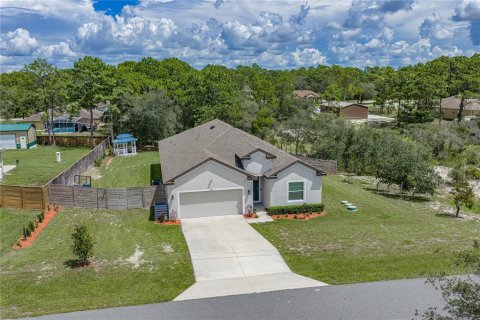 Villa ou maison à vendre à Weeki Wachee, Floride: 4 chambres, 200.76 m2 № 2355082 - photo 7