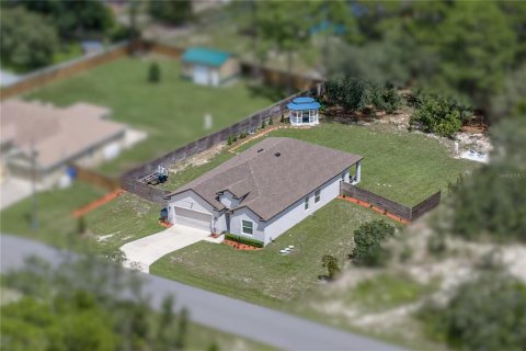 Villa ou maison à vendre à Weeki Wachee, Floride: 4 chambres, 200.76 m2 № 2355082 - photo 6
