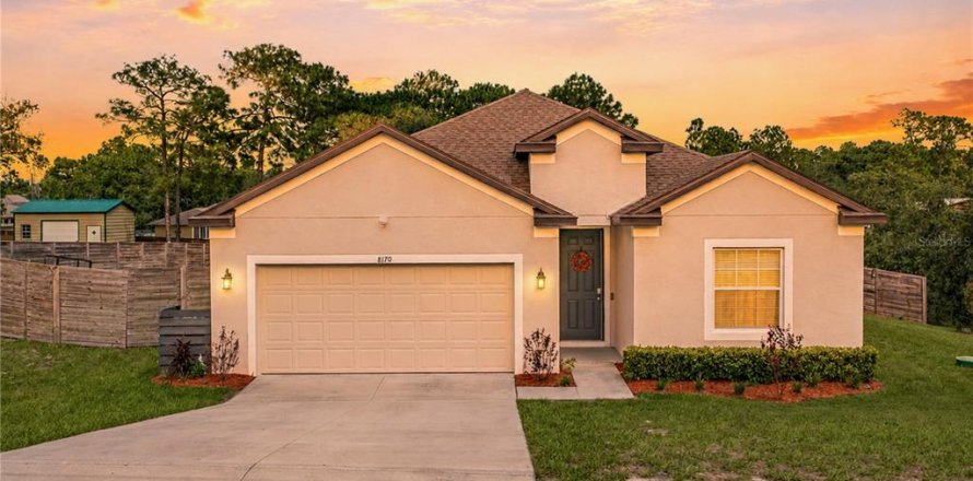 Villa ou maison à Weeki Wachee, Floride 4 chambres, 200.76 m2 № 2355082