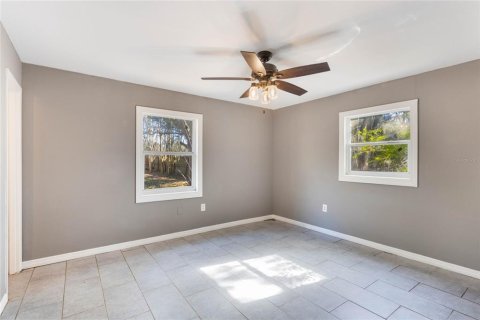 House in Tavares, Florida 3 bedrooms, 125.42 sq.m. № 1512851 - photo 11