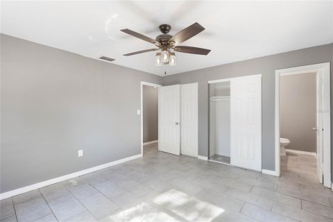 House in Tavares, Florida 3 bedrooms, 125.42 sq.m. № 1512851 - photo 12