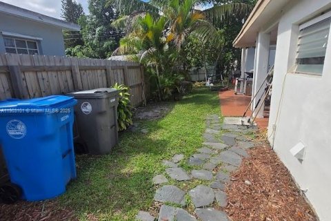Villa ou maison à vendre à West Park, Floride: 3 chambres, 78.04 m2 № 1954356 - photo 16
