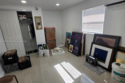 Villa ou maison à vendre à West Park, Floride: 3 chambres, 78.04 m2 № 1954356 - photo 20