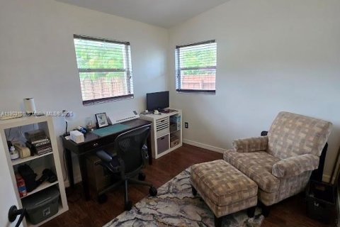 Villa ou maison à vendre à West Park, Floride: 3 chambres, 78.04 m2 № 1954356 - photo 15